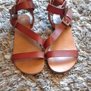 Mossimo cognac strappy sandles